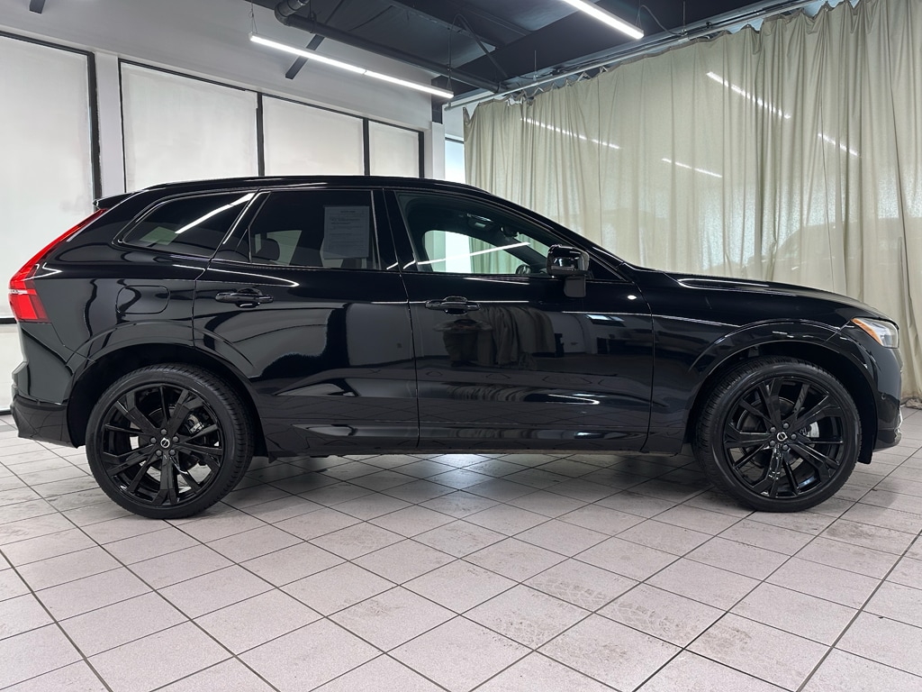 Used 2024 Volvo XC60 Ultimate Black Edition SUV