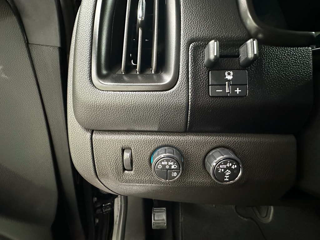 2022 Chevrolet Colorado ZR2 - Photo 23
