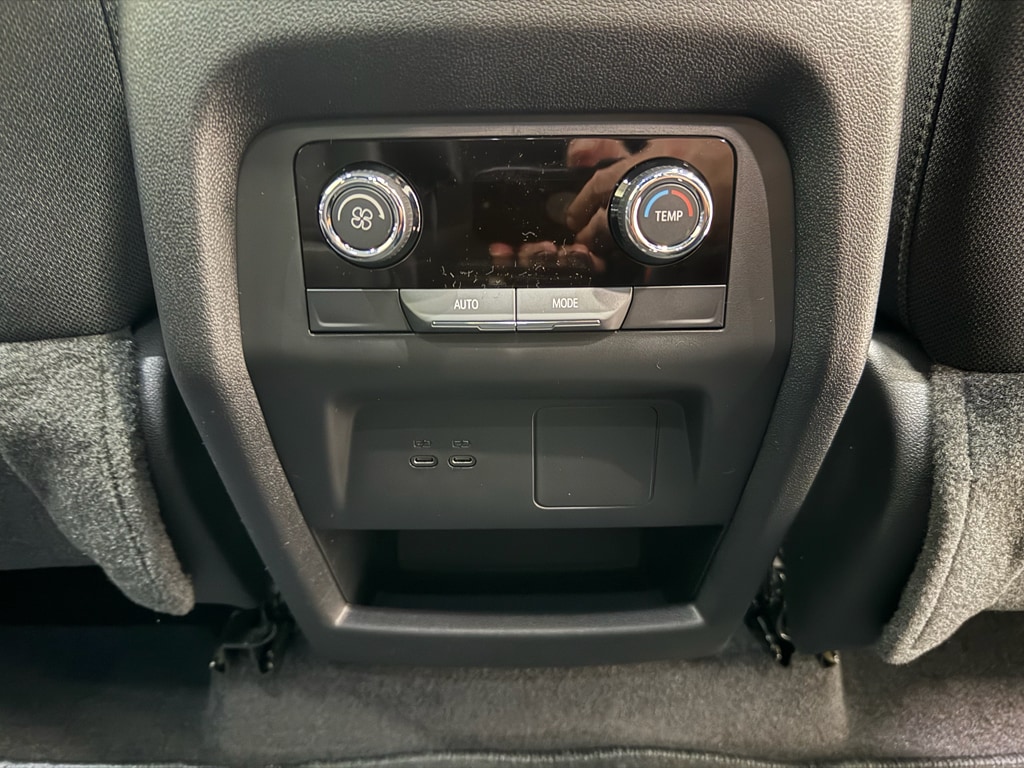 2026 Chevrolet Traverse LT - Photo 25