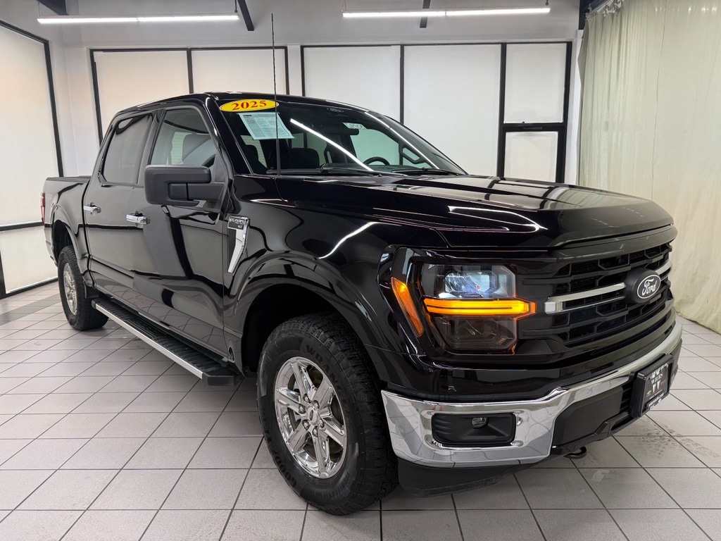 Used 2025 Ford F-150 XLT Truck SuperCrew Cab