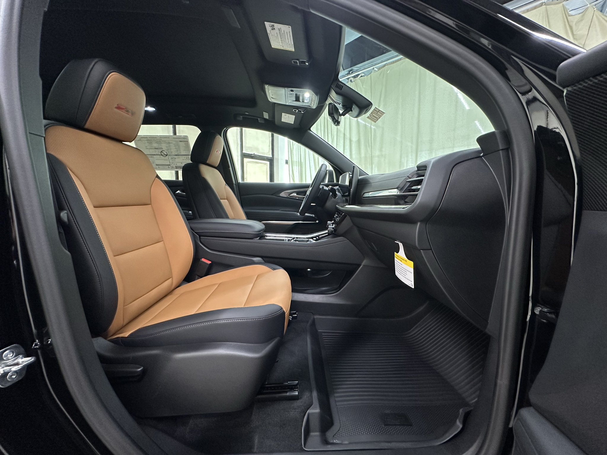 2027 Chevrolet Traverse Z71 - Photo 24