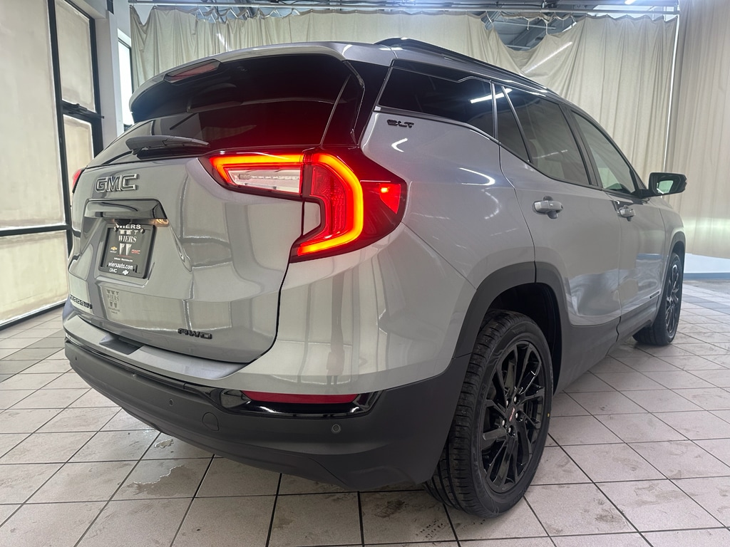 Used 2023 GMC Terrain SLT SUV