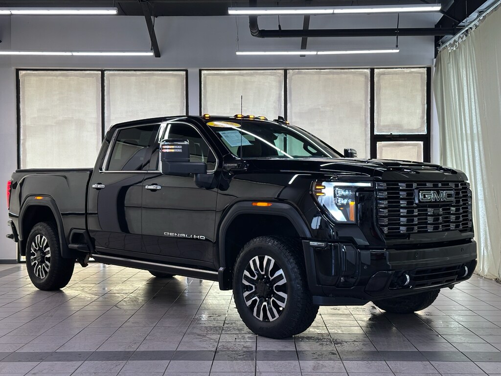 Used 2025 GMC Sierra 2500 HD Denali Ultimate Truck Crew Cab