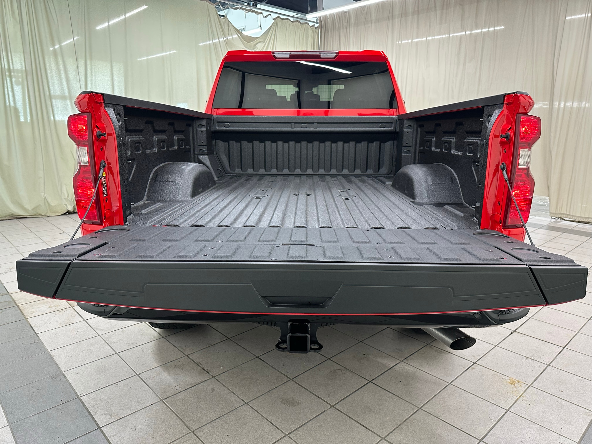 2026 Chevrolet Silverado 2500 HD Custom - Photo 6