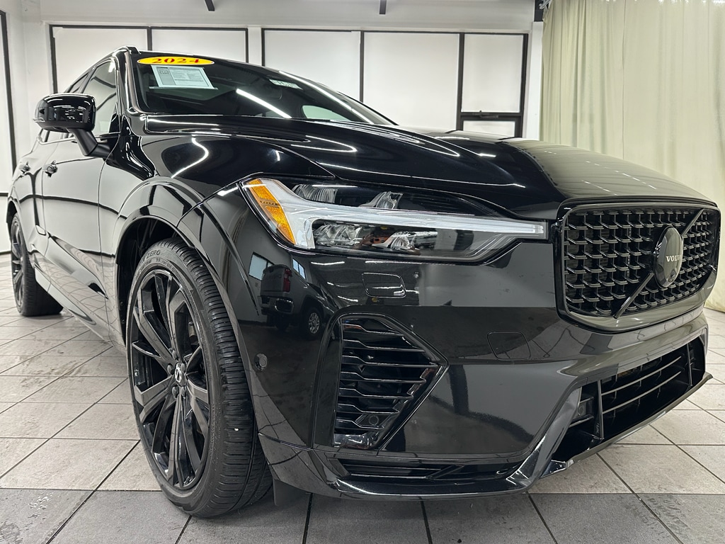 Used 2024 Volvo XC60 Recharge Plug-In Hyb Ultimate Black Edition SUV
