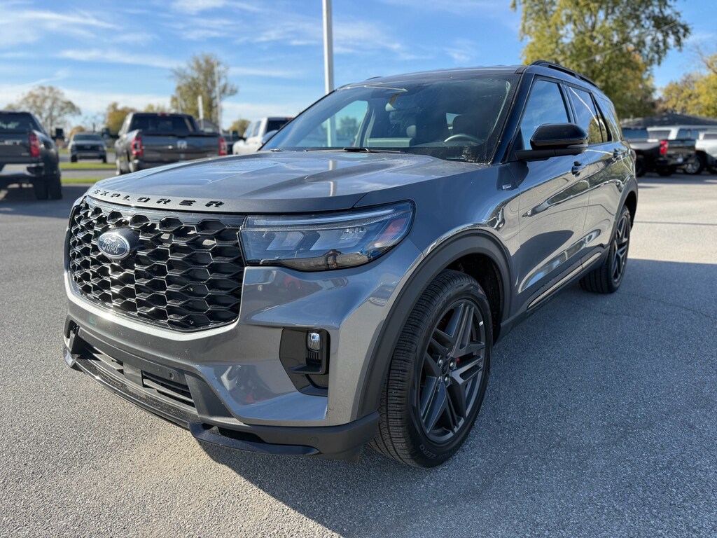 Used 2025 Ford Explorer ST-Line SUV