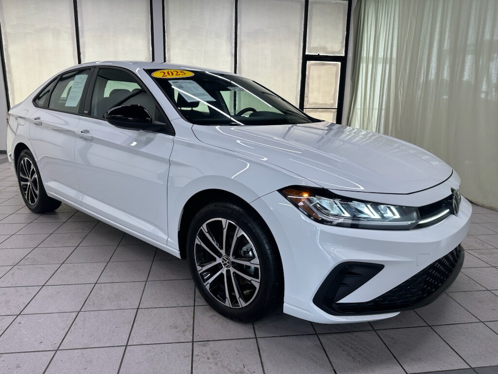 Used 2025 Volkswagen Jetta Sport Sedan
