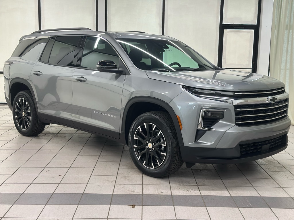 2026 Chevrolet Traverse LT's photo