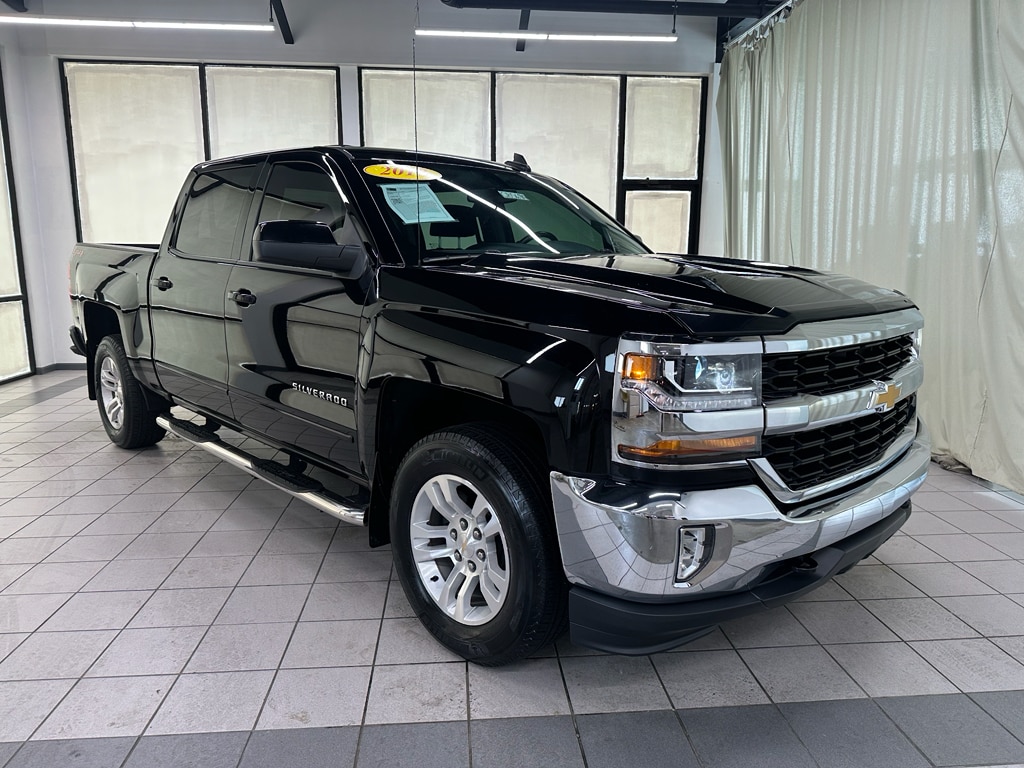 Used 2018 Chevrolet Silverado 1500 LT Truck Crew Cab