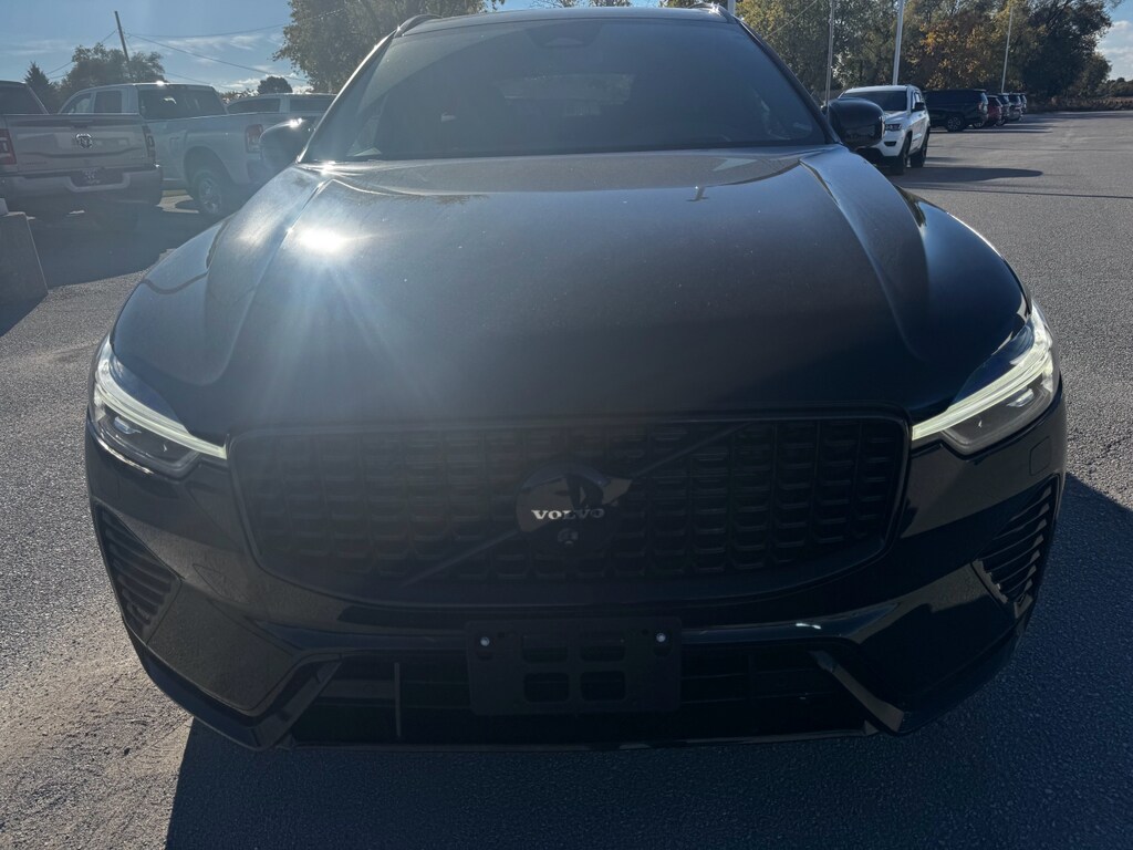 Used 2024 Volvo XC60 Ultimate Black Edition SUV