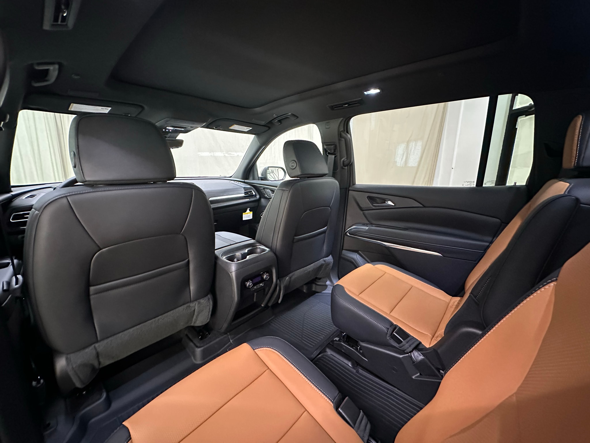 2027 Chevrolet Traverse Z71 - Photo 15