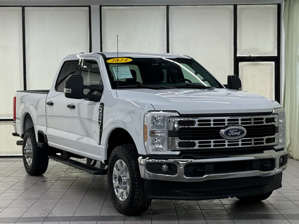 2024 Ford F-350 XL 4x4 Crew Cab 8' Box SRW's photo