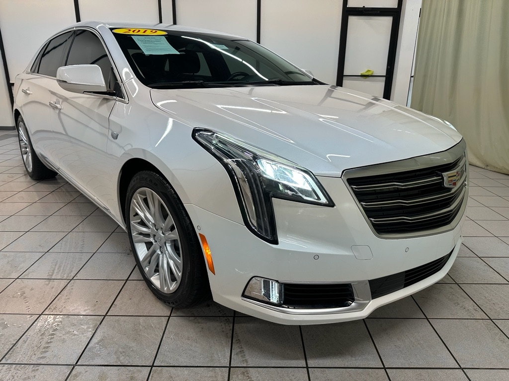Used 2019 Cadillac XTS Luxury with VIN 2G61M5S37K9126560 for sale in De Motte, IN