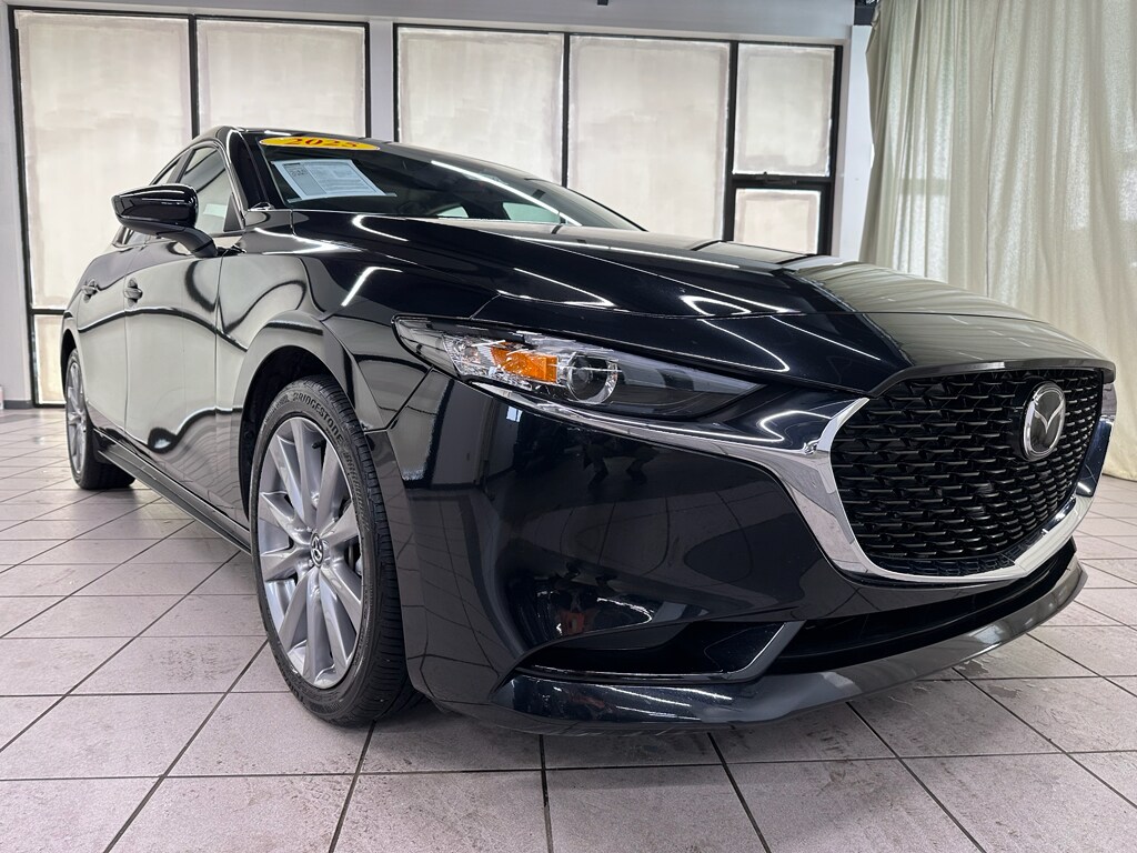 2025 Mazda Mazda3 Sedan 2.5 s Preferred photo 2