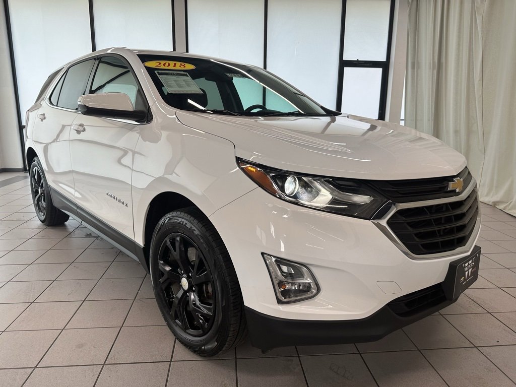 Used 2018 Chevrolet Equinox LT with VIN 3GNAXKEX0JS506592 for sale in Demotte, IN