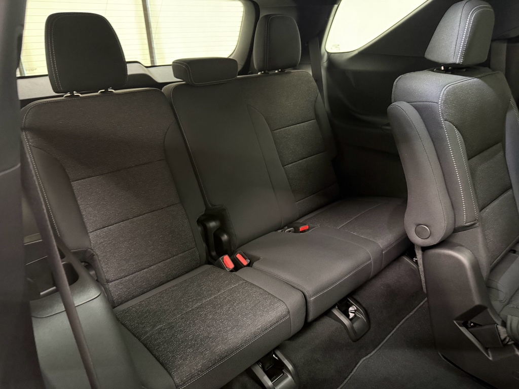 2026 Chevrolet Traverse LT - Photo 21