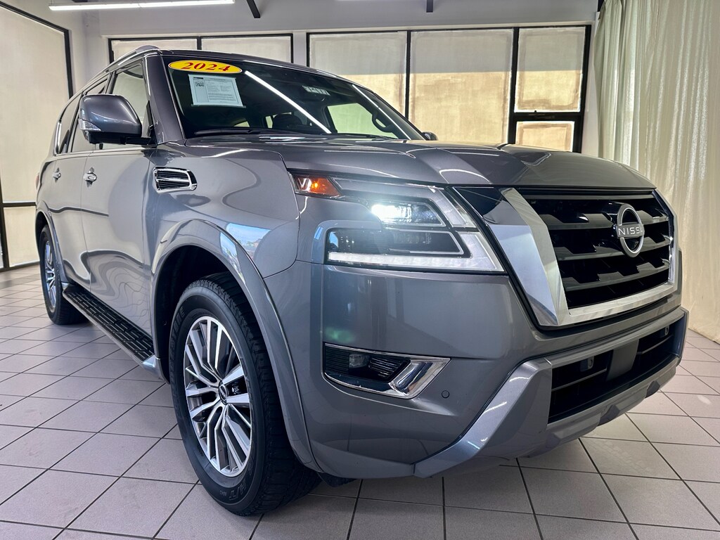 2024 Nissan Armada SL photo 2