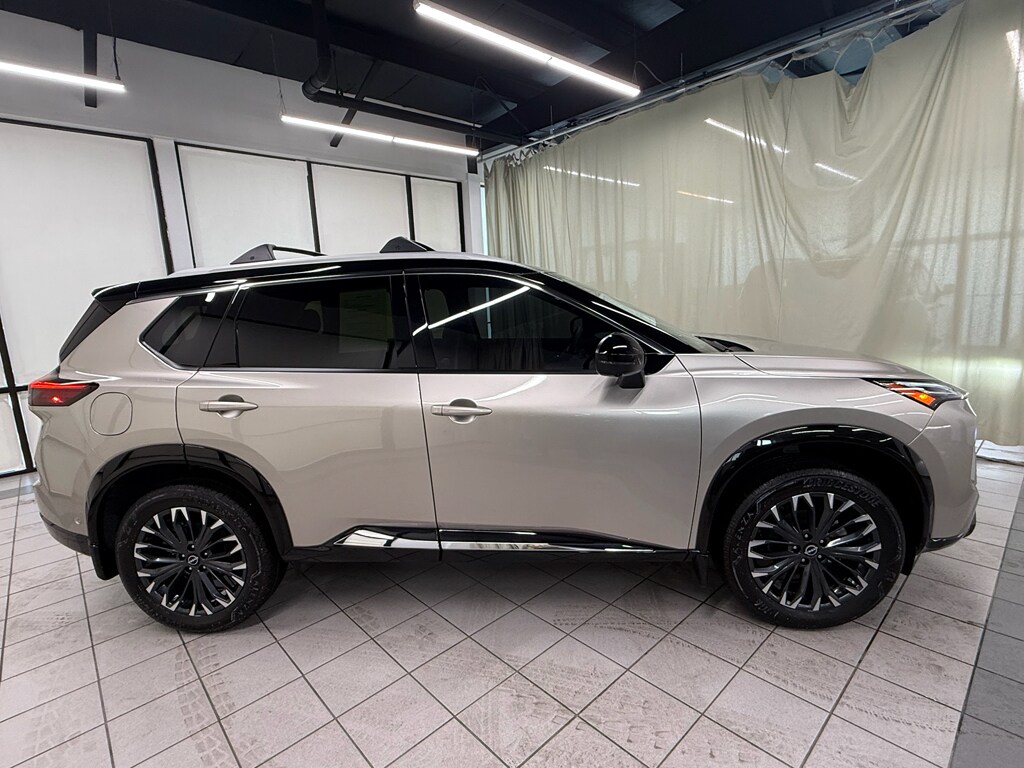 Used 2026 Nissan Rogue Platinum SUV
