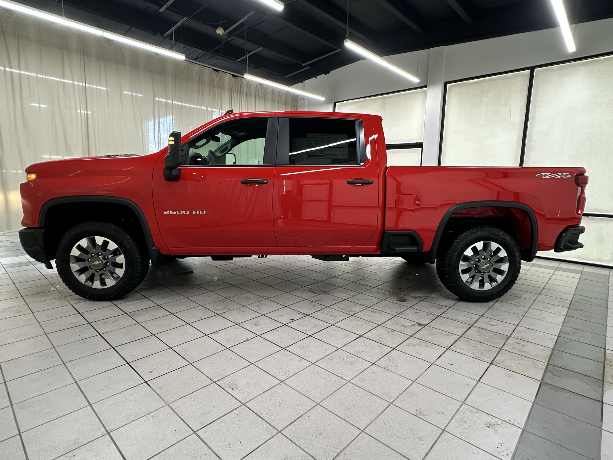 2026 Chevrolet Silverado 2500 HD Custom - Photo 10