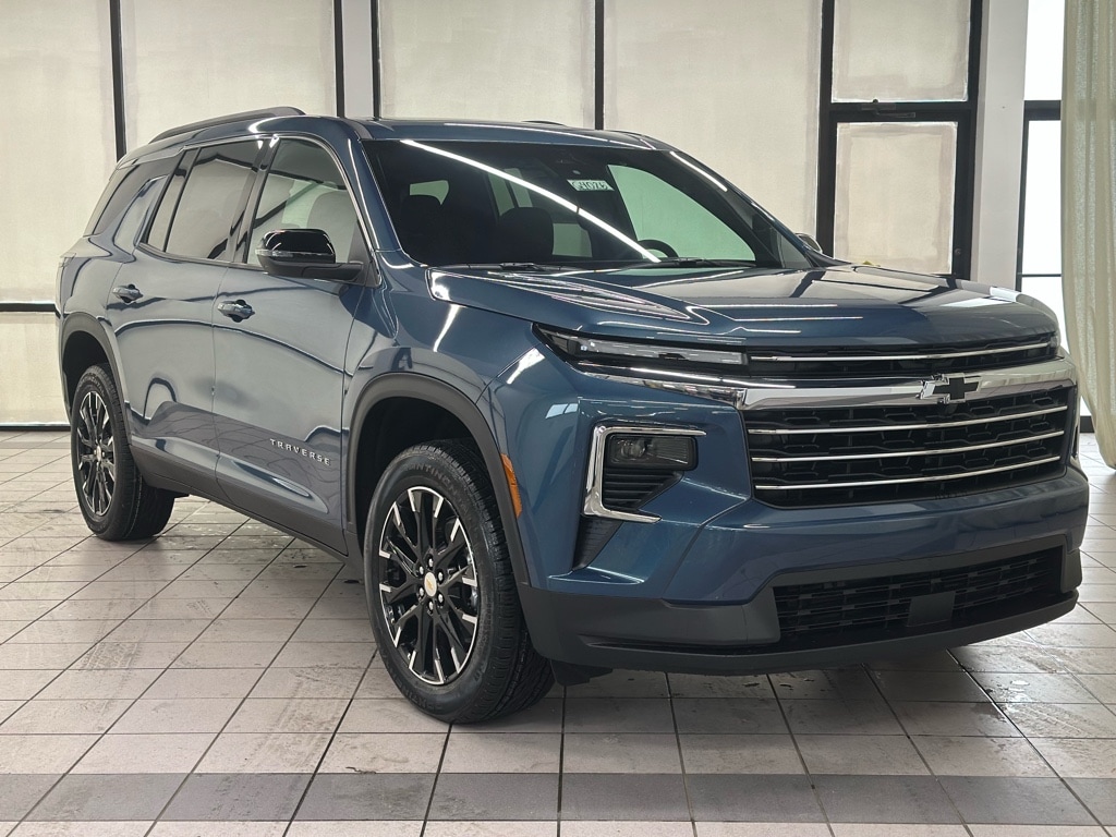 2026 Chevrolet Traverse LT's photo