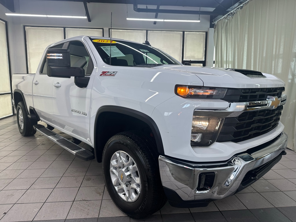 Used 2024 Chevrolet Silverado 2500 HD LT Truck Crew Cab