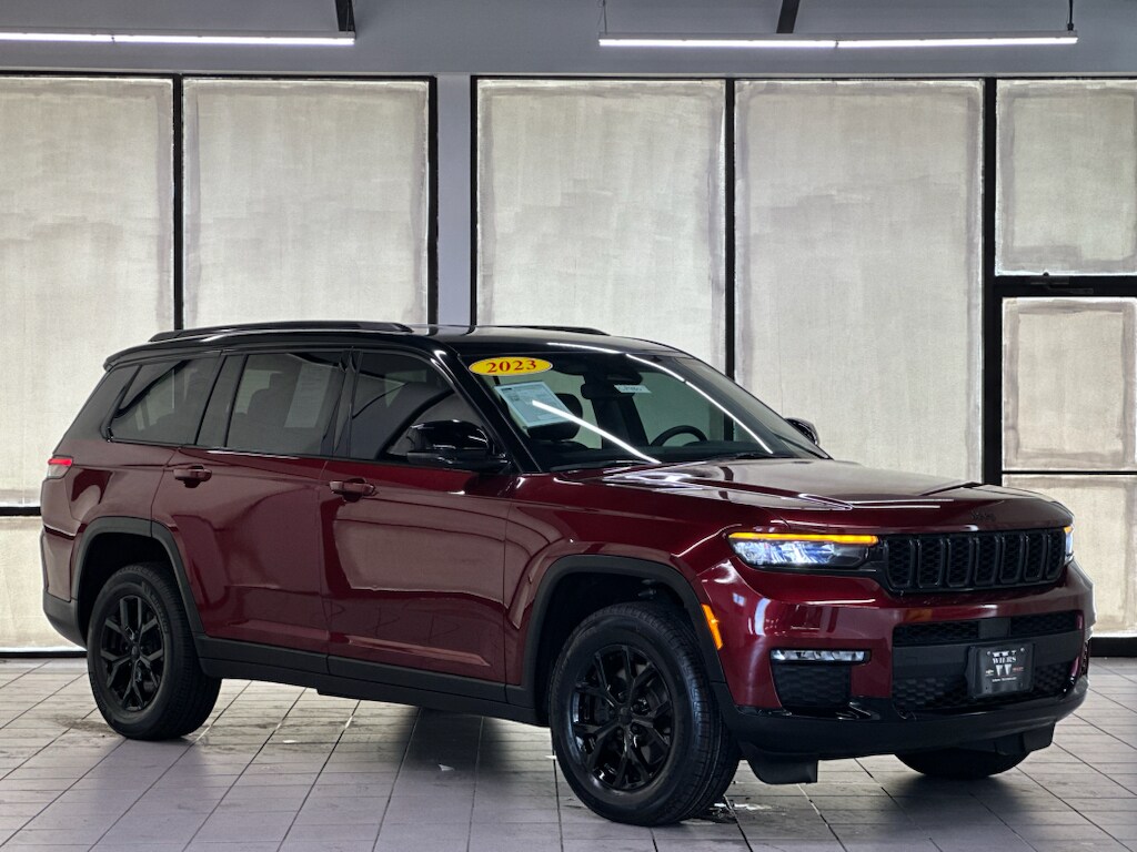 Used 2023 Jeep Grand Cherokee L Limited 4x4 SUV