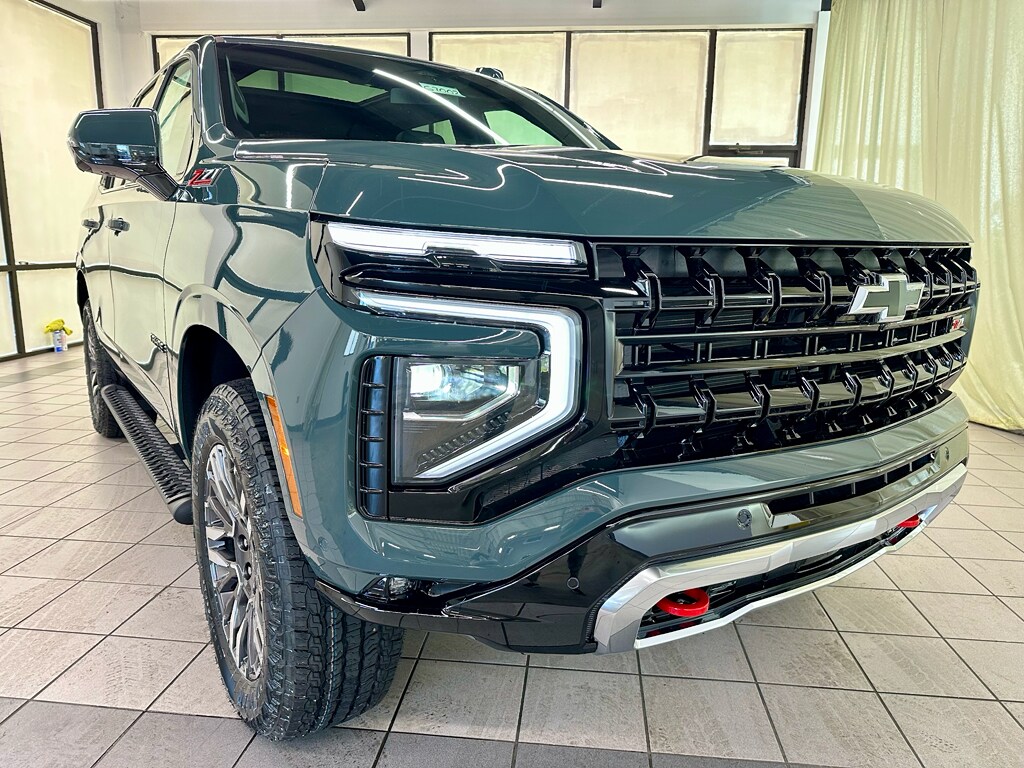 2026 Chevrolet Tahoe Z71 photo 2