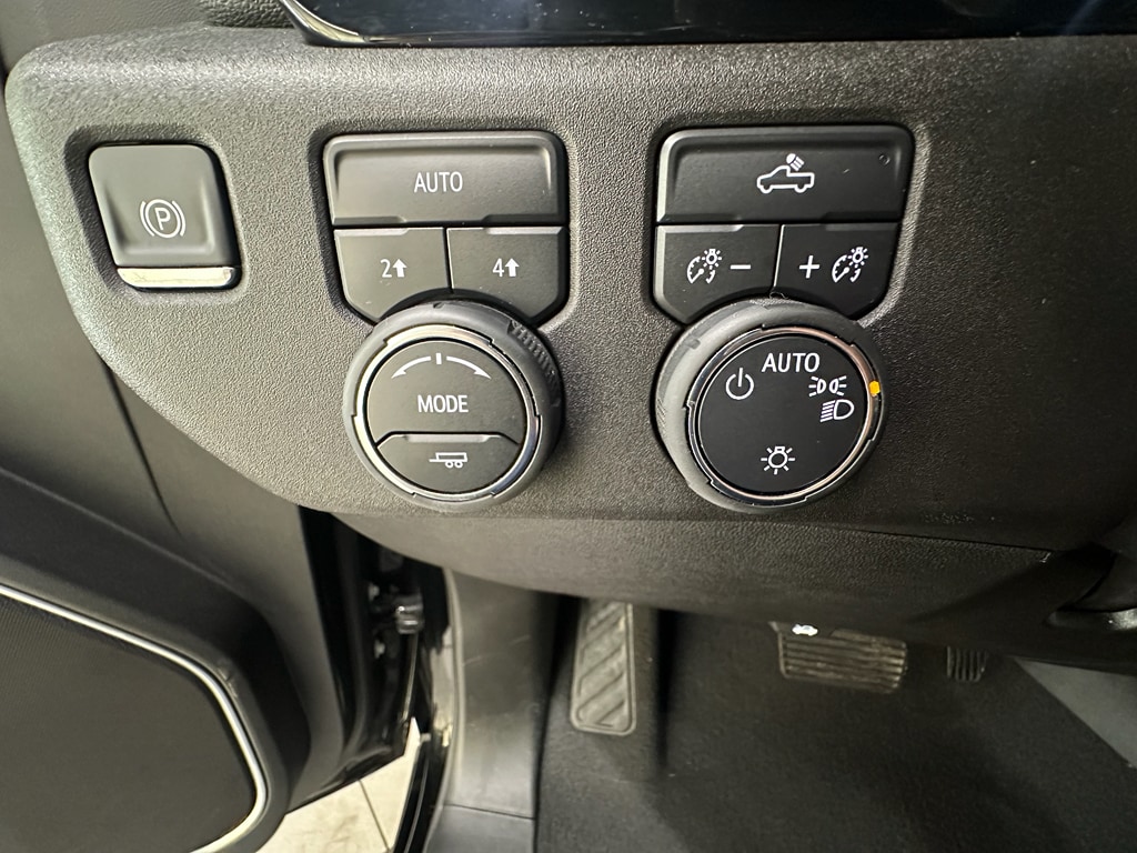 2025 Chevrolet Silverado 1500 LT - Photo 27