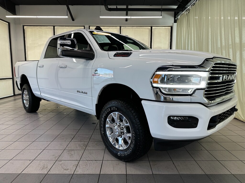 2024 Ram 2500 Laramie photo 3