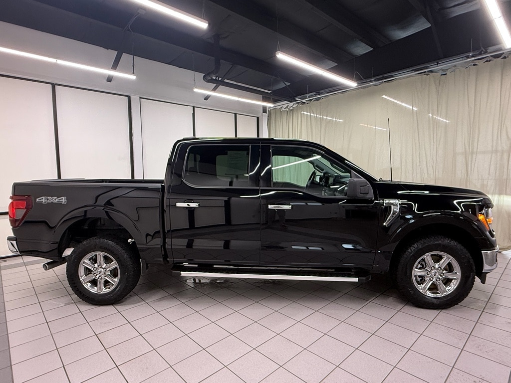 Used 2025 Ford F-150 XLT Truck SuperCrew Cab