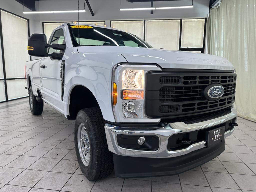 Used 2024 Ford F-250 Super Duty XL with VIN 1FTBF2BA2RED52506 for sale in Demotte, IN