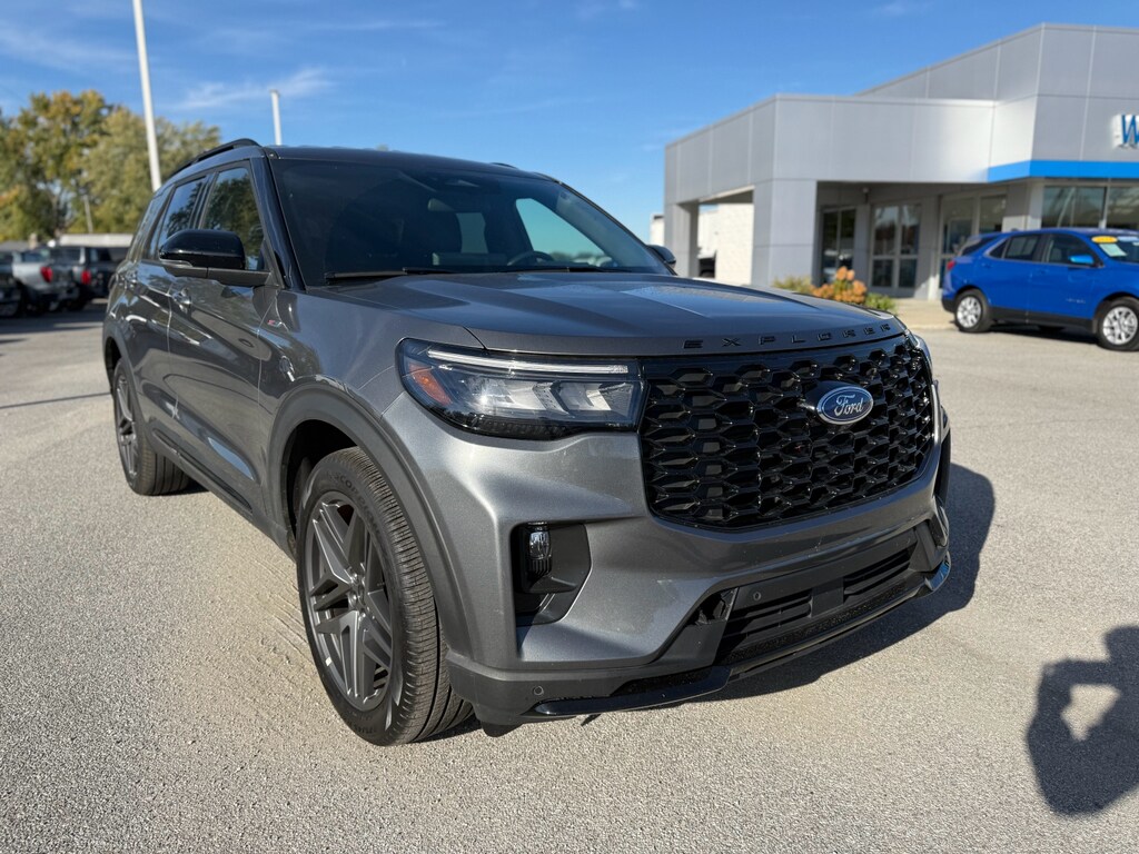 Used 2025 Ford Explorer ST-Line SUV