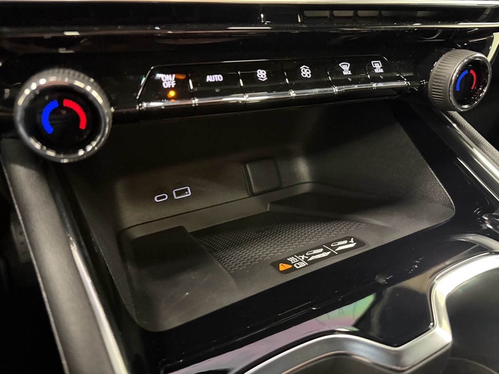 2026 Chevrolet Traverse LT - Photo 40