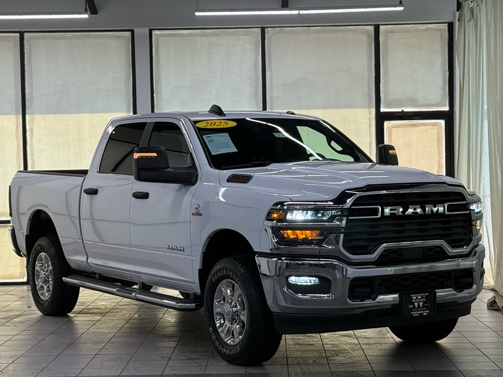 2025 RAM 2500 Big Horn 4X4 Crew Cab SWB's photo