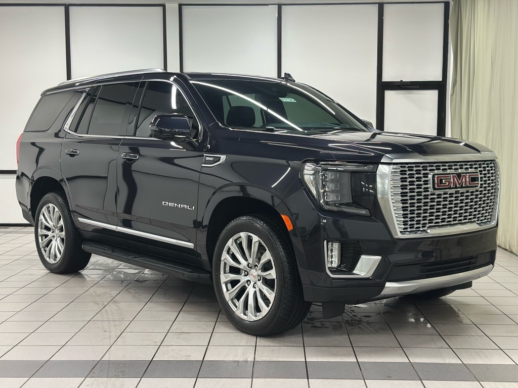 2024 GMC Yukon Denali's photo