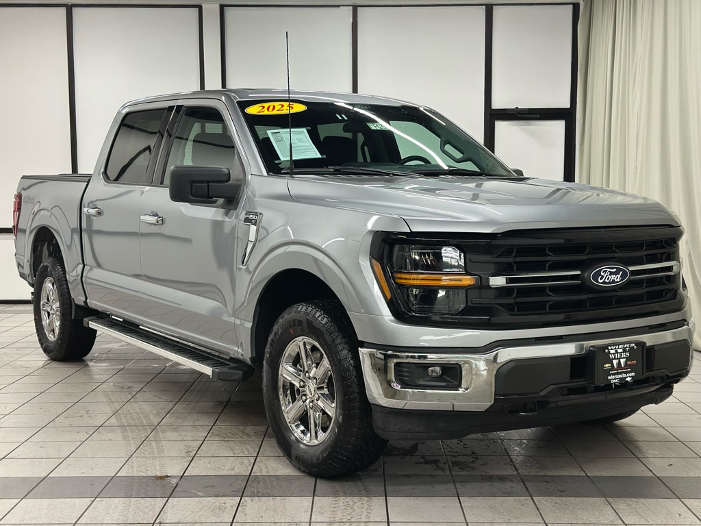 2025 Ford F-150 XLT's photo