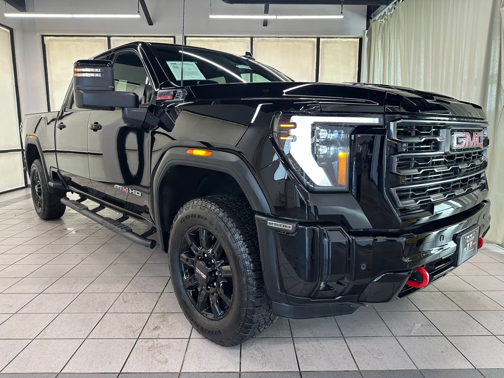 Used 2025 GMC Sierra 2500 HD AT4 Truck Crew Cab