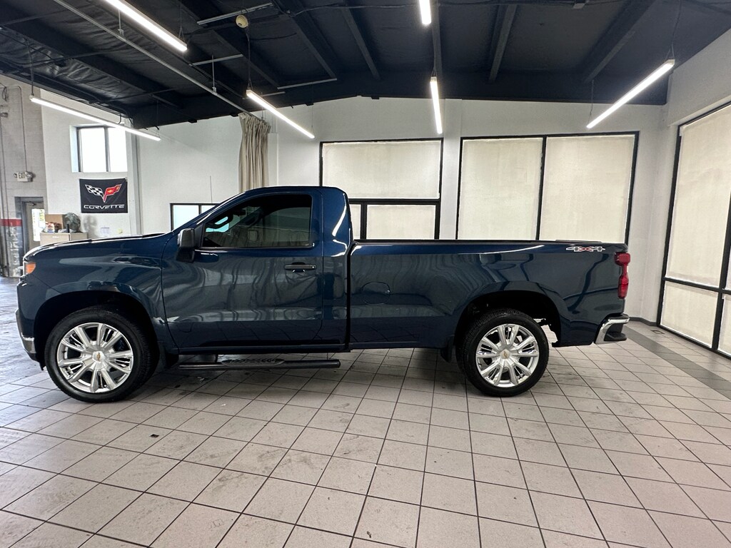 2020 Chevrolet Silverado 1500 photo 3