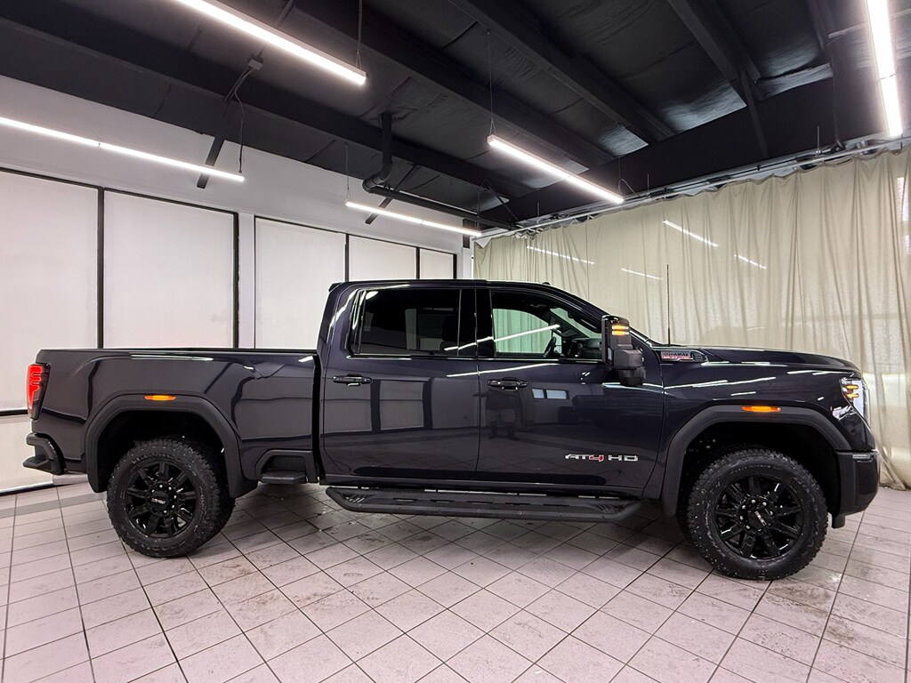 2026 Gmc Sierra 2500 HD AT4 photo 2