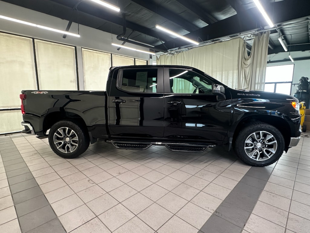 Used 2024 Chevrolet Silverado 1500 LT (2FL) Truck Crew Cab