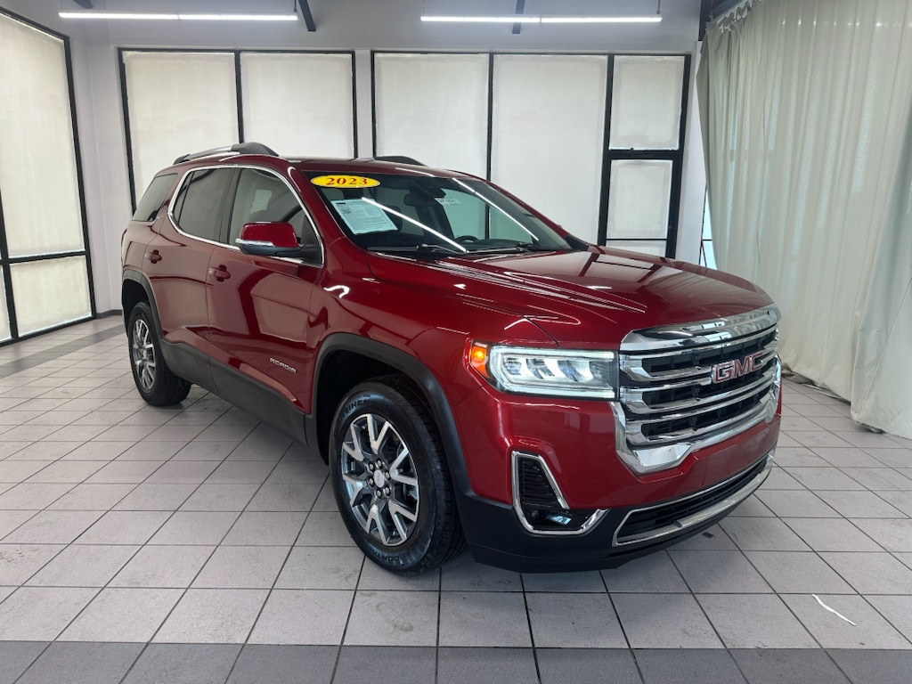Used 2023 GMC Acadia SLT SUV