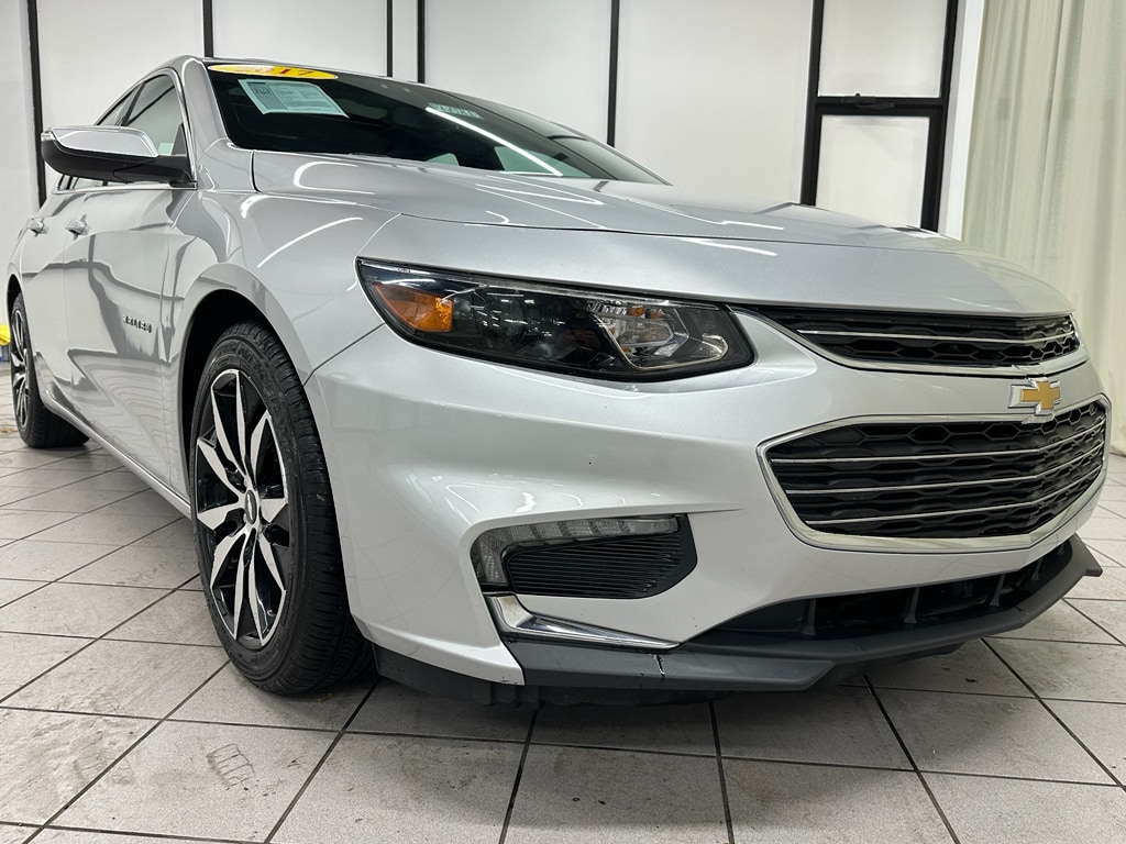 Used 2017 Chevrolet Malibu LT Sedan