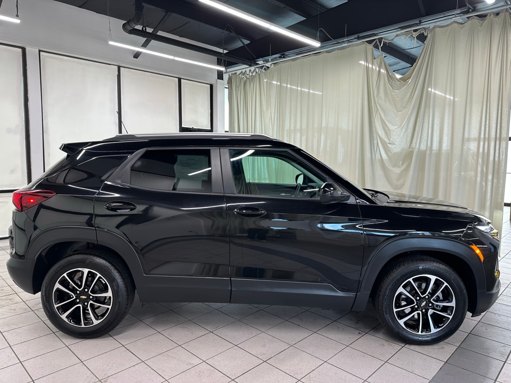 Used 2026 Chevrolet Trailblazer LT SUV