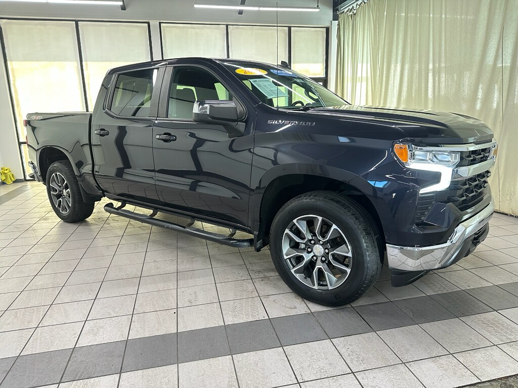 Used 2022 Chevrolet Silverado 1500 LT (2FL) Truck Crew Cab