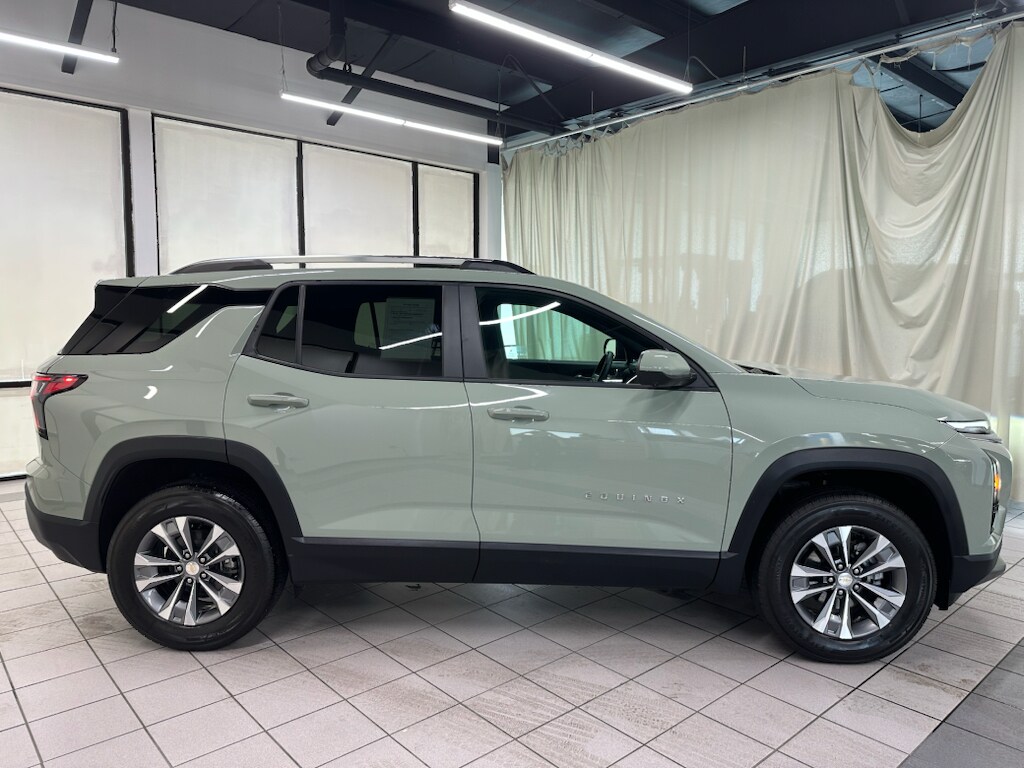 Used 2025 Chevrolet Equinox LT SUV
