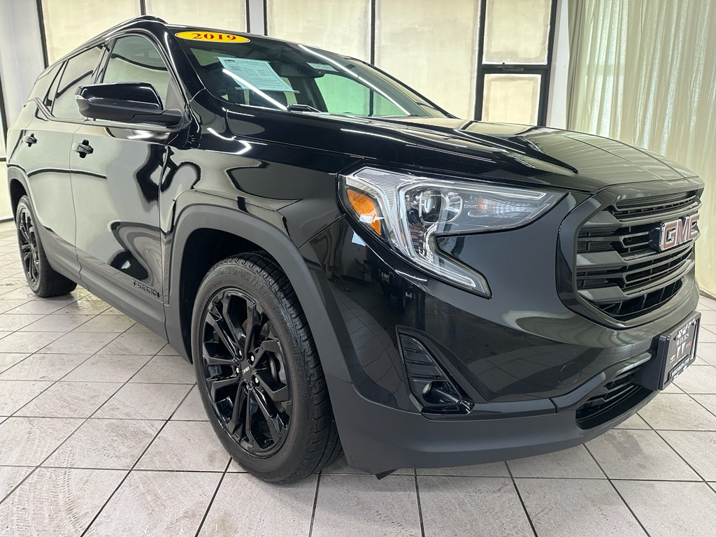 Used 2019 GMC Terrain SLT with VIN 3GKALVEX6KL358034 for sale in De Motte, IN