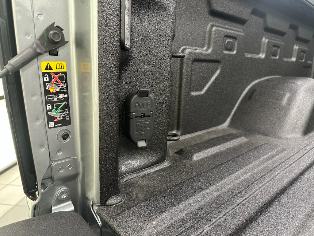 2026 Chevrolet Silverado 2500 HD ZR2 - Photo 10