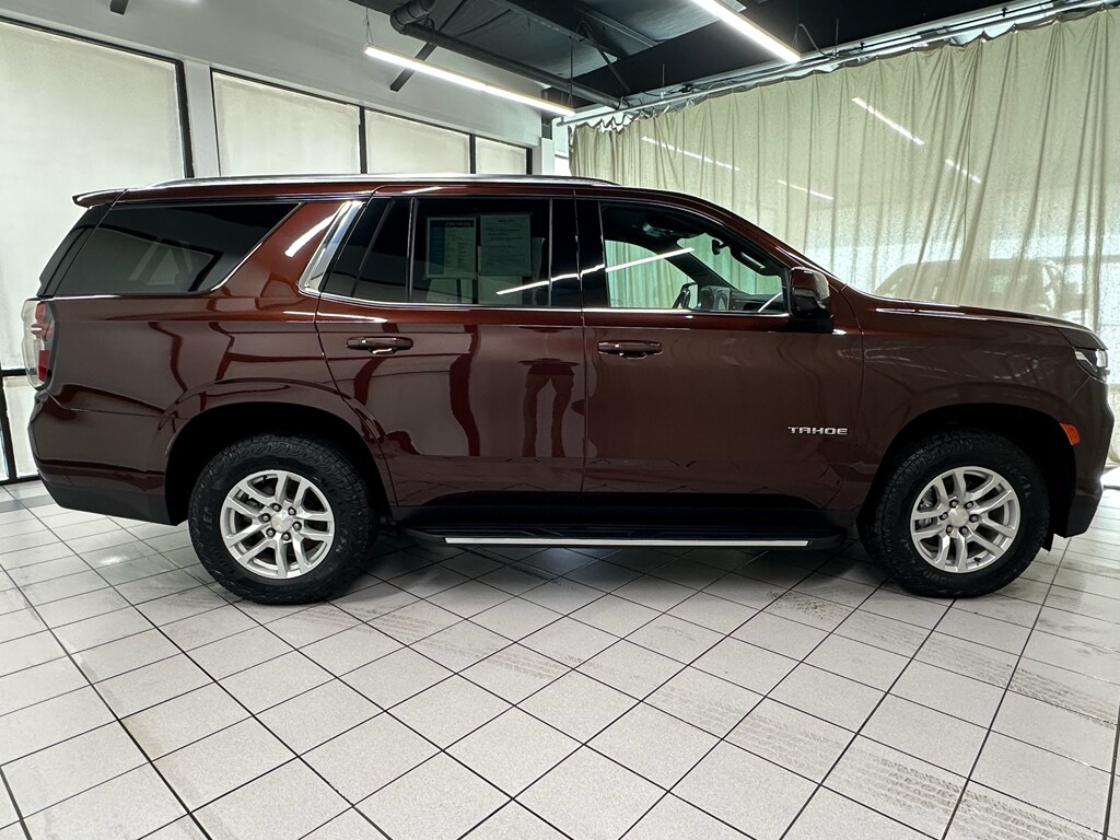 2022 Chevrolet Tahoe LT photo 3