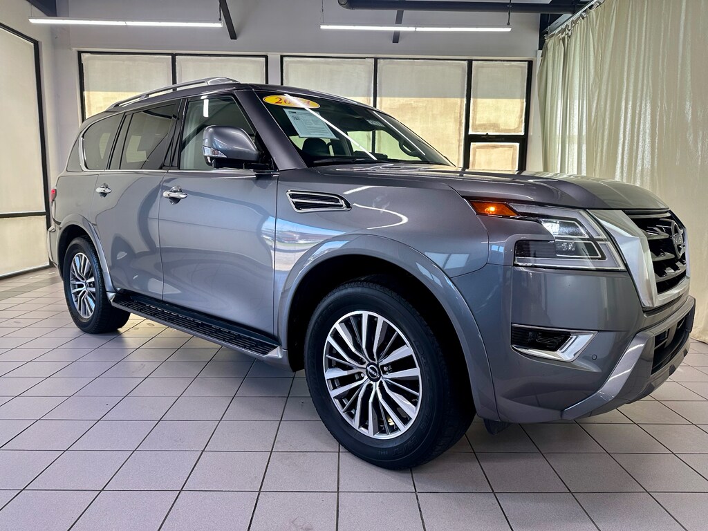 2024 Nissan Armada SL photo 3