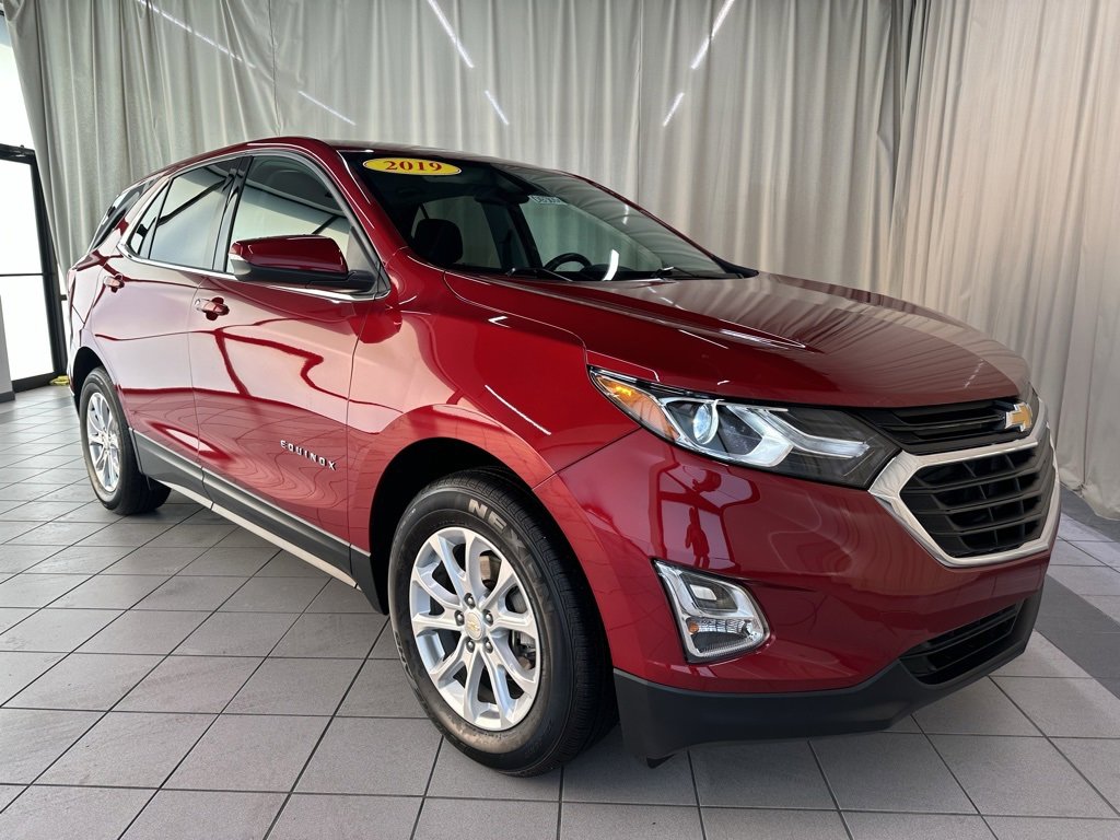 Used 2019 Chevrolet Equinox LT with VIN 3GNAXKEV4KL210162 for sale in Demotte, IN